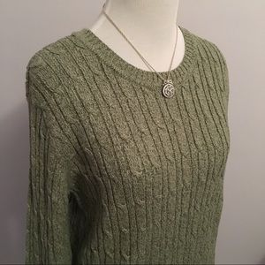 Women’s Cable Knit Sweater